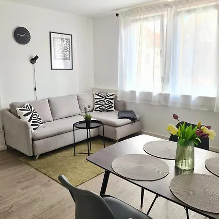 Apartment Modernes Zentrales